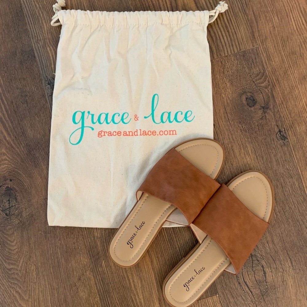 Grace & Lace Slide Sandals Size 7